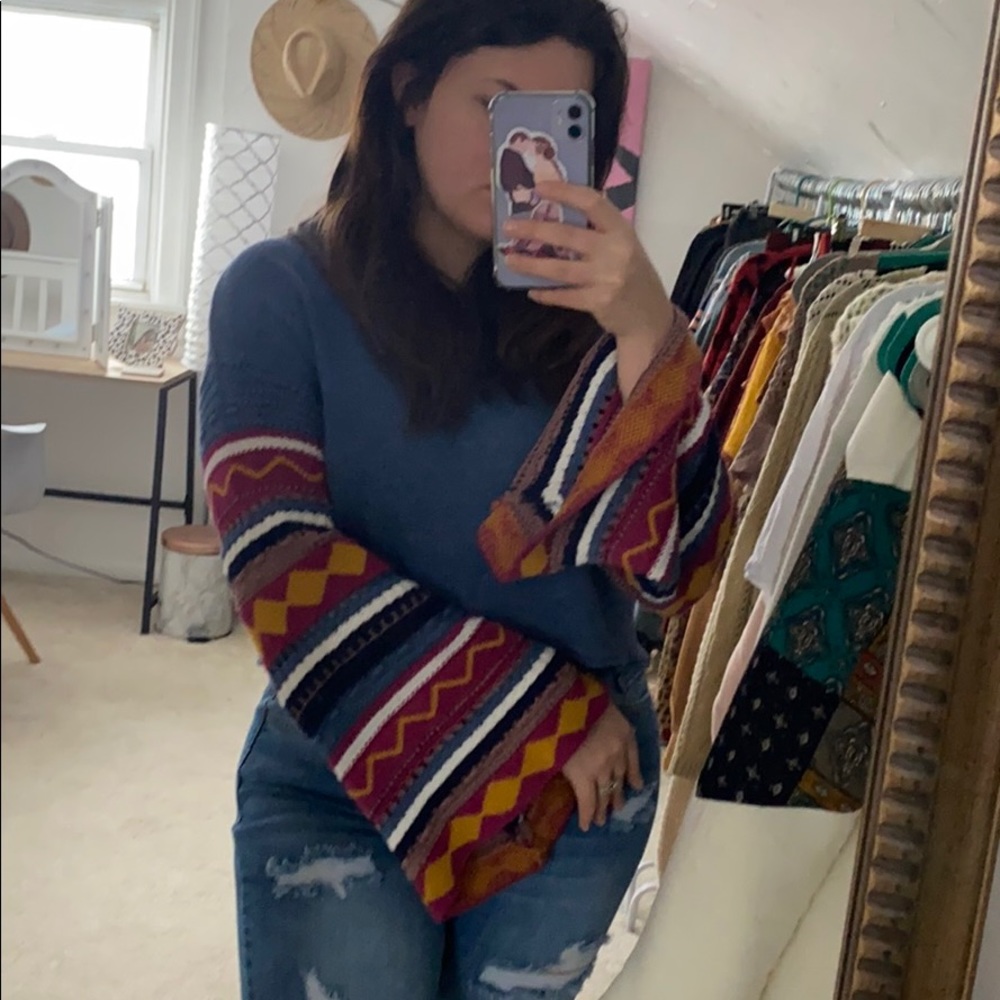STUNNING Altar’d State Crop Sweater